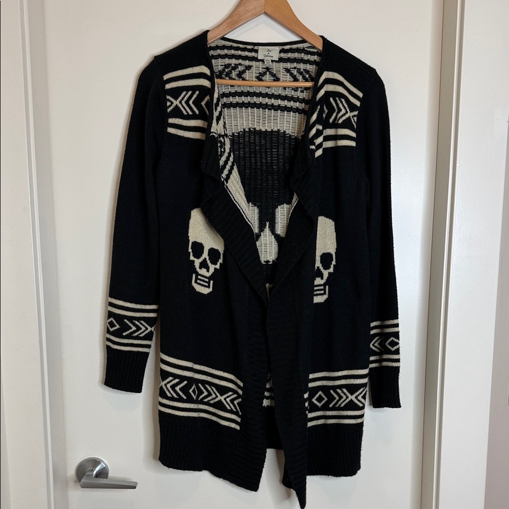 Hot & Delicious Black and Cream Skull Cardigan